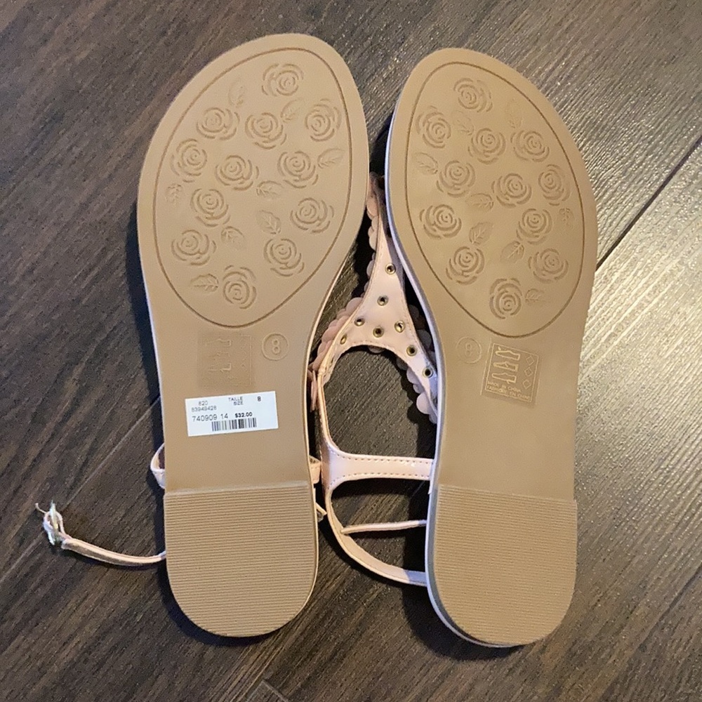 Sandals - Picture 2 of 3